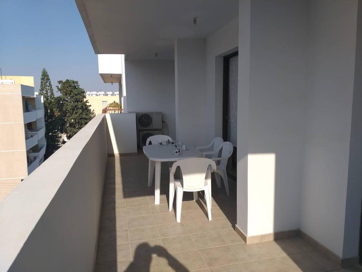 Horizon Luxury Apartment 4 Larnaka Exterior foto