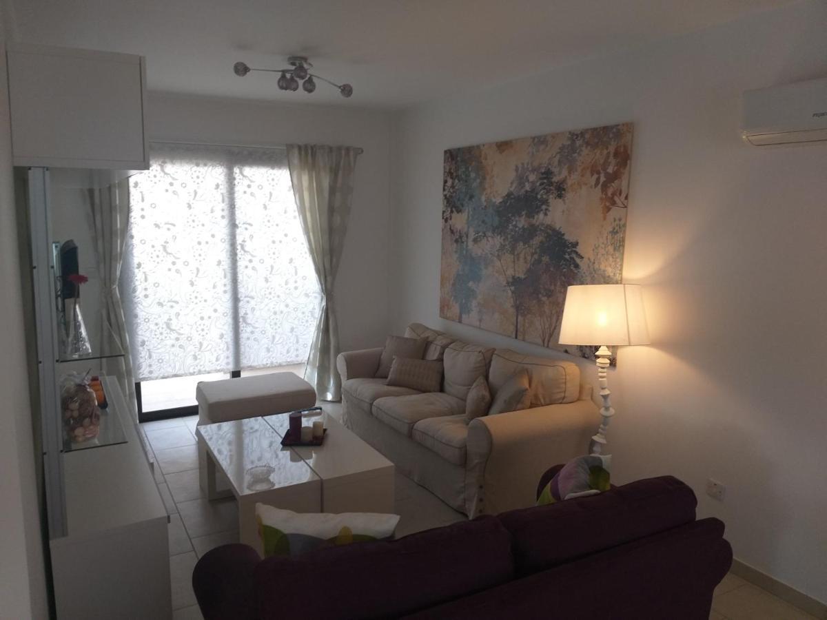 Horizon Luxury Apartment 4 Larnaka Exterior foto
